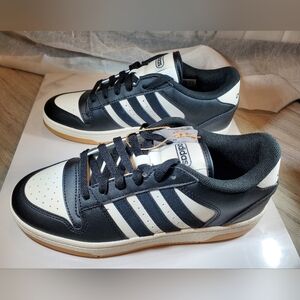 NEW Adidas Womens Break Start Black White Classic Gum Rubber Sole Size 6